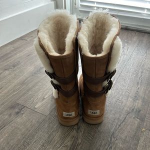 Women’s Ugg Boots - Size 8 - Tall size - Tan with dark brown leather straps.